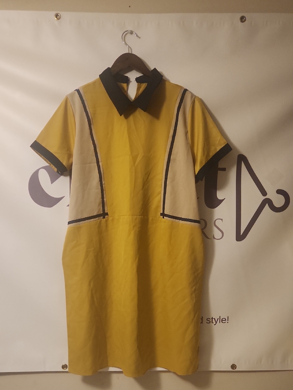 Mustard Yellow Short-Sleeve Mini Dress with Black Collar